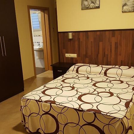 Hostal Dona Manuela Malaga Exterior photo