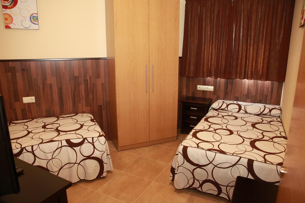 Hostal Dona Manuela Malaga Room photo